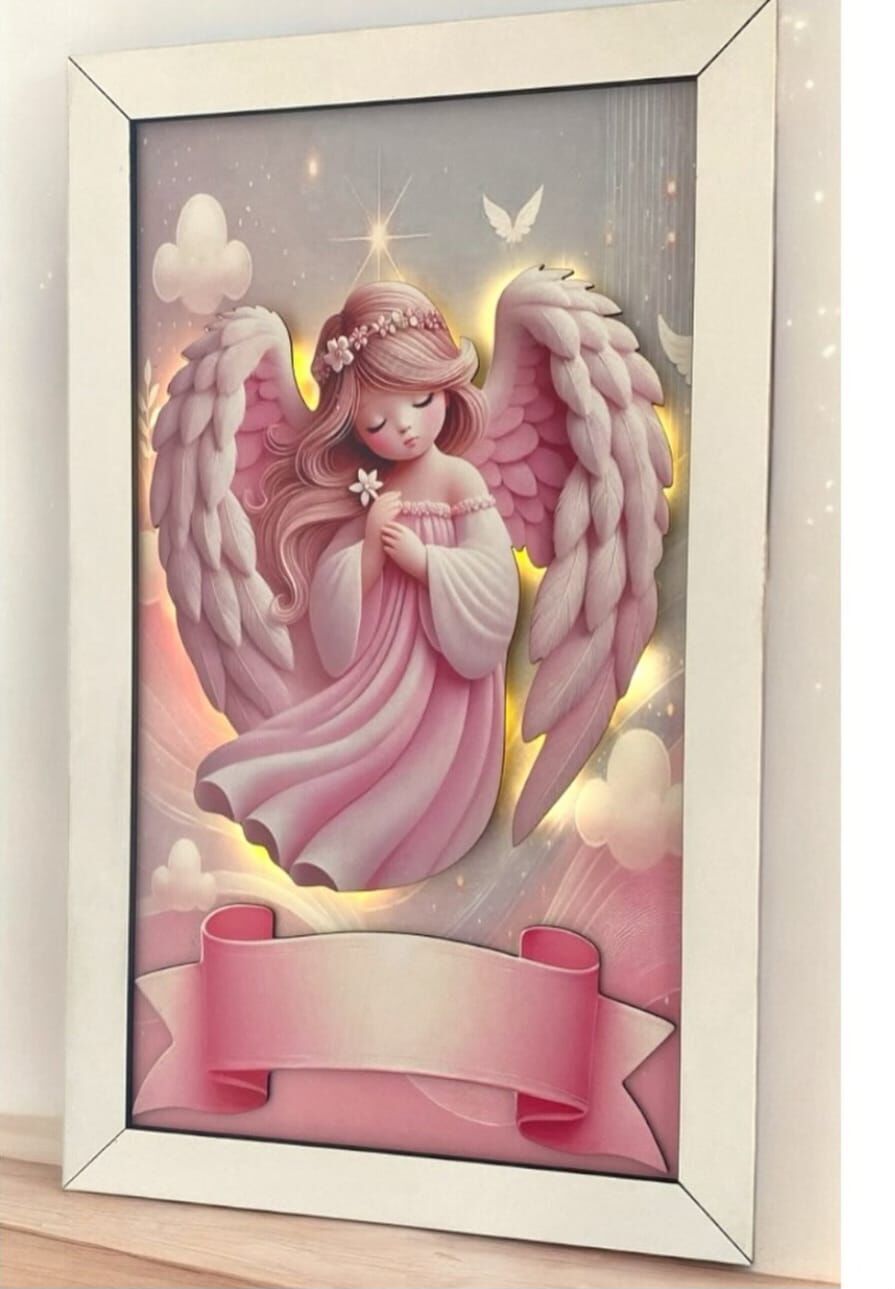 Çerçeveli zemini desenli ışıklı melekli kapı süsü