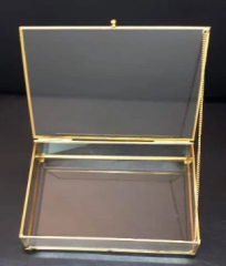 Büyük Cam Kapaklı Kutu