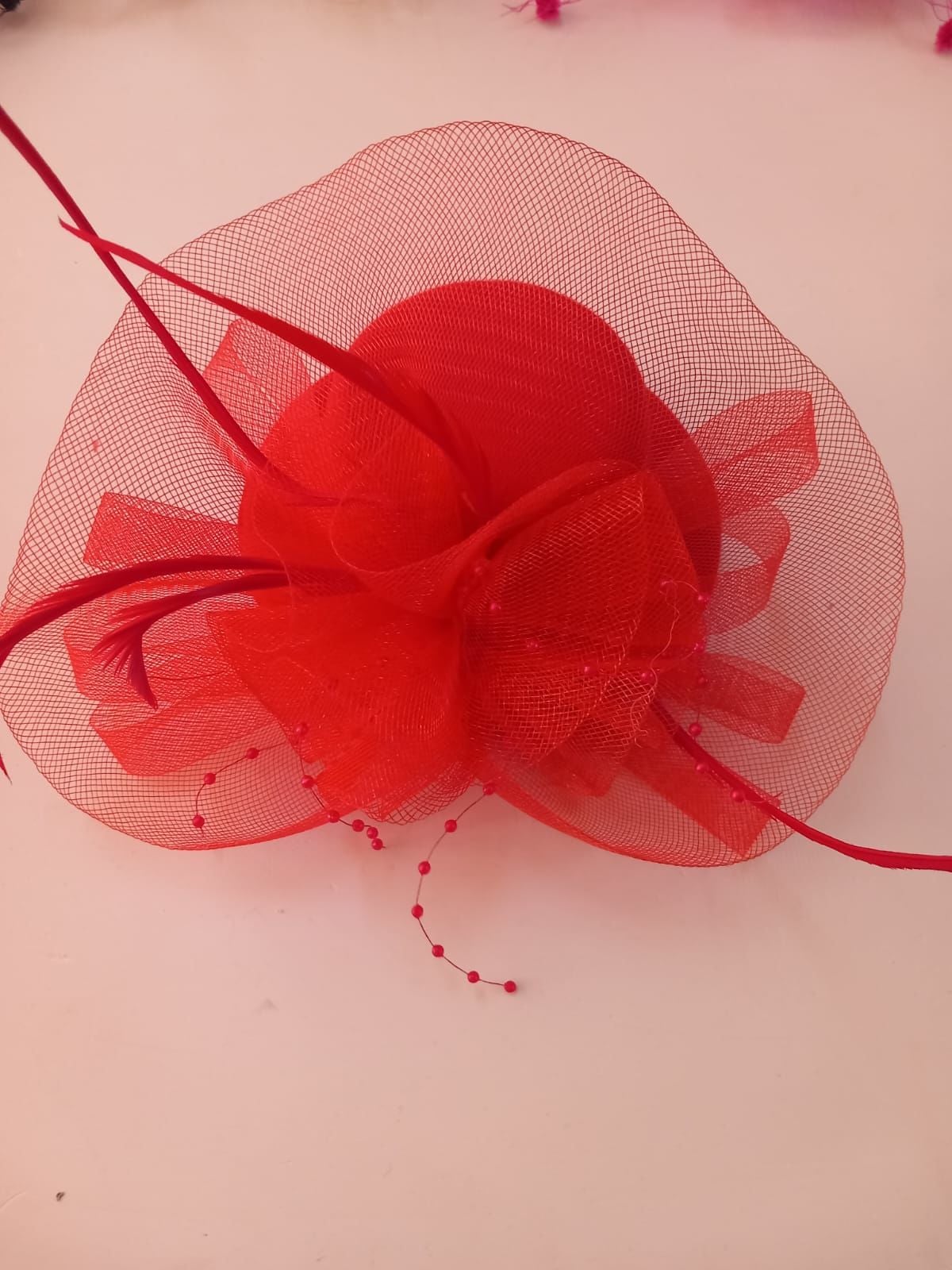 Kırmızı Nikah Şapkası Vualet