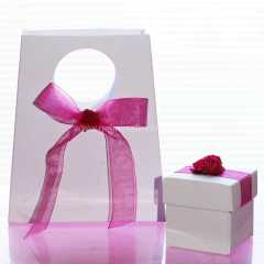 Kına Kutusu Fuşya Çiçekli