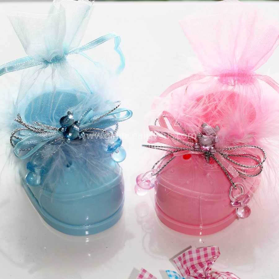 Plastik Pabuç Bebek Şekeri