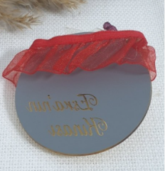 Kişiye Özel Lastikli Çiçekli Pleksi El Mumu