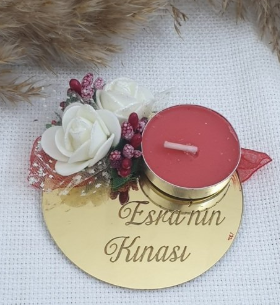 Kişiye Özel Lastikli Çiçekli Pleksi El Mumu