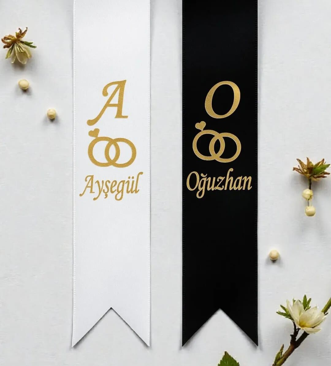 İsme Özel Siyah - Beyaz Takı Kurdelesi