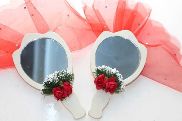 Ahşap Ayna ve Kına