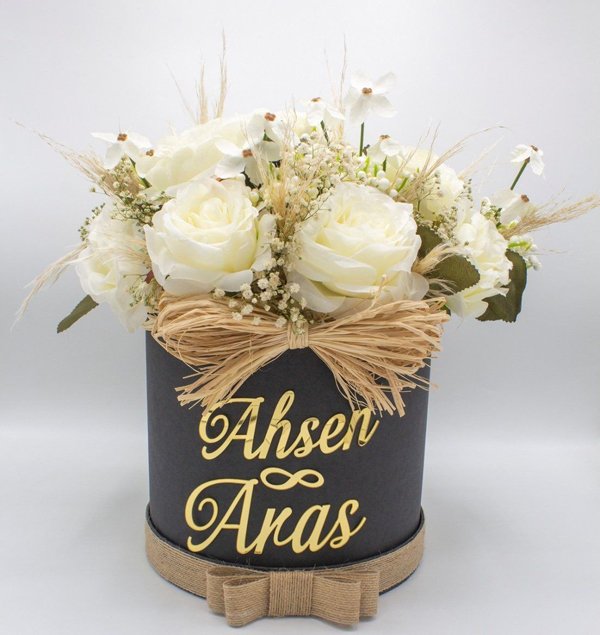 Büyük Boy Silindir Kutuda Kız İsteme Çiçeği