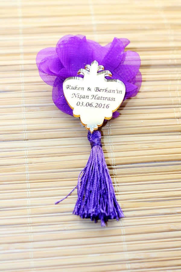 Magnet Püsküllü Ayna Nikah Şekeri