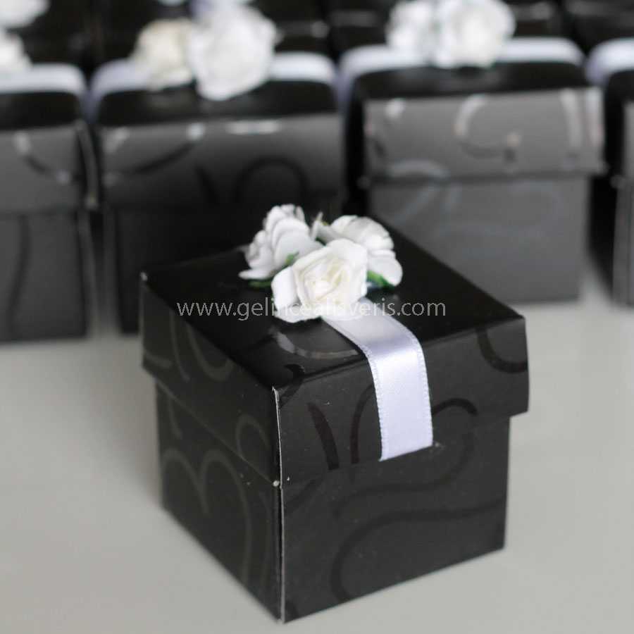 Kalpli Kına Kutusu-Çiçekli-Siyah