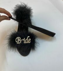 Bride Tüylü Saten Siyah Terlik Gümüş