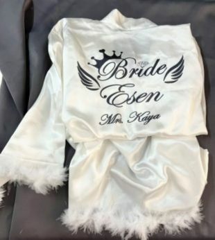 Kişiye Özel Kuş Tüylü Bride Sabahlık